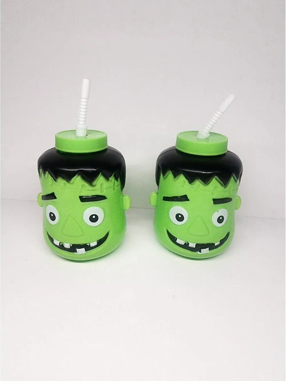 Halloween Drinking Cups with Straws Set of 2 Frankenstein Screw On Lid